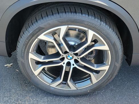 New 2026 BMW X5 xDrive40i w/ Executive Package AWD/4WD image 5
