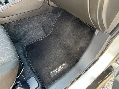 Used 2025 Mitsubishi Outlander Sport ES AWD/4WD image 10