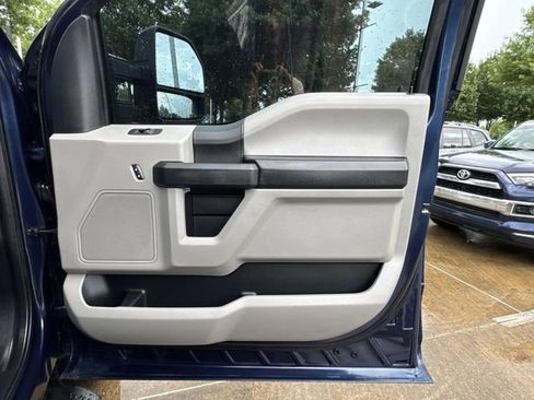 Used 2020 Ford F250 XL w/ STX Appearance Package AWD/4WD image 19
