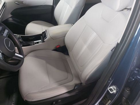Used 2025 Hyundai Tucson SEL AWD/4WD image 15