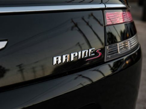Used 2016 Aston Martin Rapide S image 48