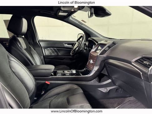 Used 2020 Ford Edge ST w/ Equipment Group 401A AWD/4WD image 14