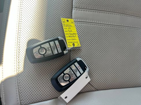 Certified 2024 Ford Expedition Max Limited AWD/4WD image 35