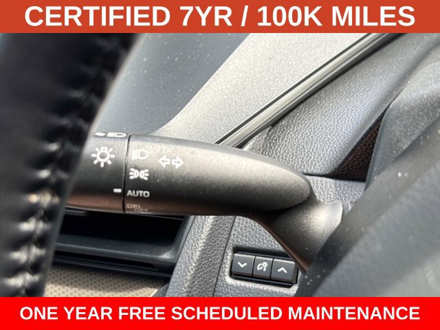 Used 2024 Toyota Prius XLE AWD/4WD image 27