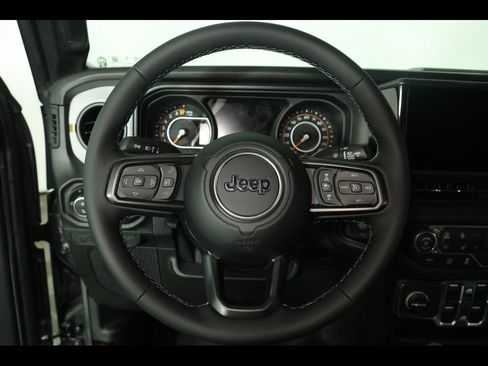 New 2026 Jeep Gladiator Sport image 12