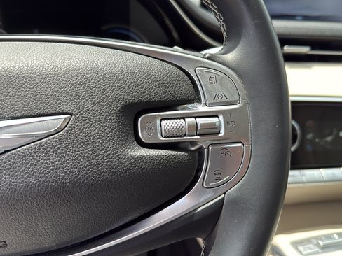 Used 2023 Genesis GV70 2.5T w/ Advanced Package AWD/4WD image 25
