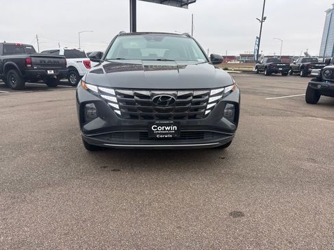 Used 2022 Hyundai Tucson Limited image 9