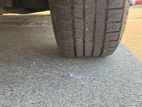 Used 2022 Toyota Prius Prime LE image 43