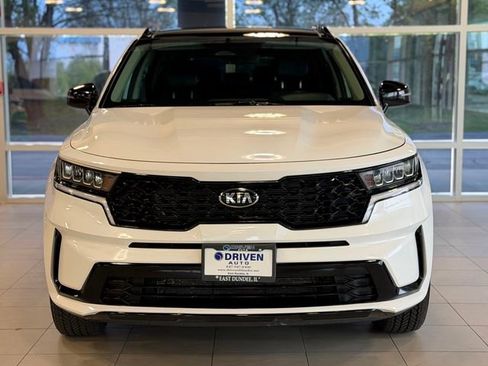 Used 2021 Kia Sorento S w/ Panoramic Sunroof Package FWD image 2