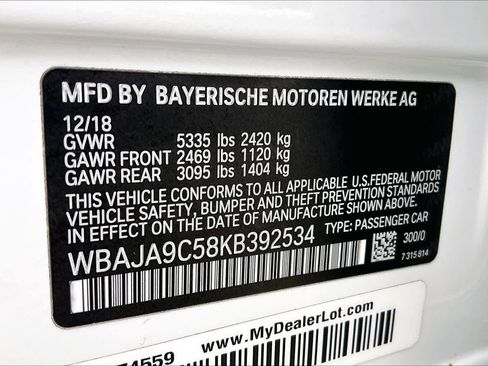 Used 2019 BMW 530e w/ M Sport Package image 33