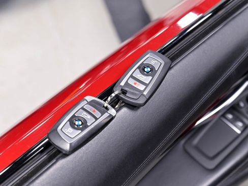 Used 2020 BMW M4 Coupe w/ Competition Package RWD image 14