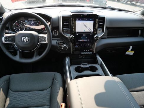 New 2026 RAM 1500 Big Horn AWD/4WD image 8