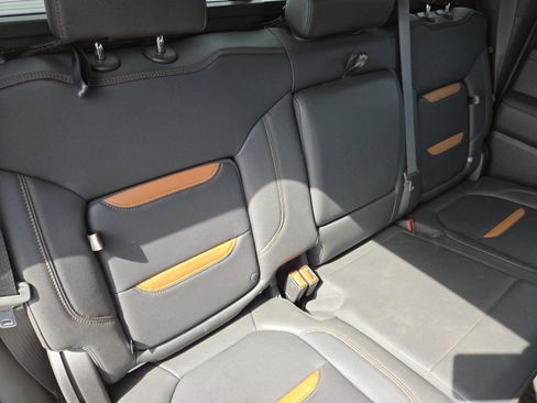 Used 2022 GMC Sierra 2500 AT4 AWD/4WD image 24