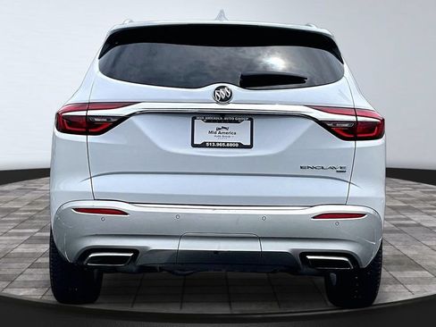 Used 2019 Buick Enclave Premium w/ Experience Buick Package AWD/4WD image 4
