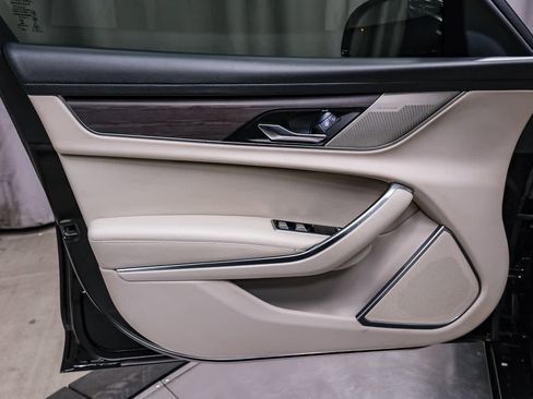 Used 2021 Jaguar XF S image 21