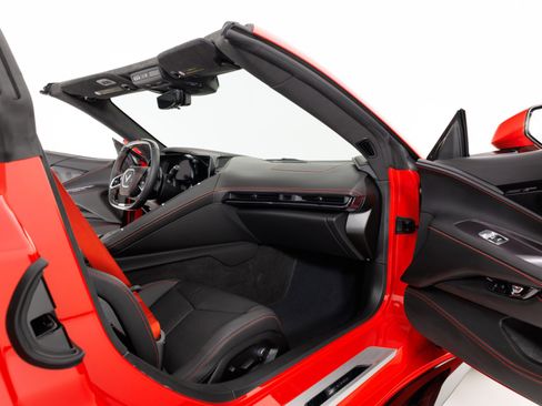 Used 2023 Chevrolet Corvette Z06 w/ Stealth Interior Trim Package RWD image 36