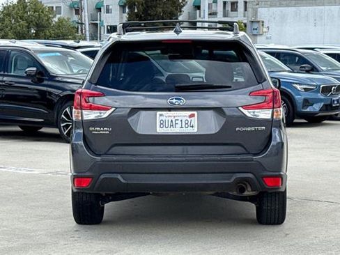 Used 2021 Subaru Forester Premium w/ Popular Package #1 AWD/4WD image 4
