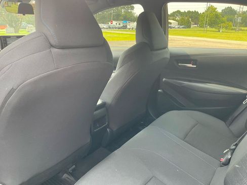 Used 2022 Toyota Corolla SE FWD image 19