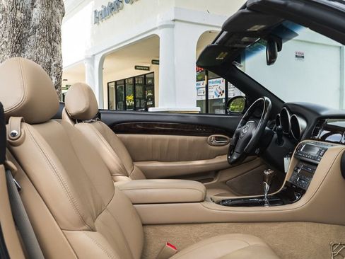 Used 2006 Lexus SC 430 Convertible w/ Preferred Accessory Pkg RWD image 25