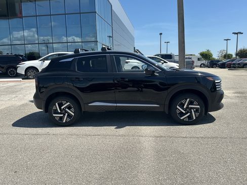 New 2026 Nissan Kicks SV FWD image 6