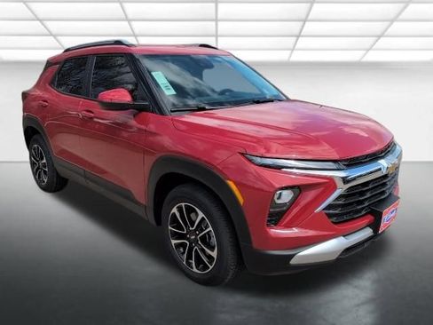 New 2026 Chevrolet TrailBlazer LT w/ Convenience Package FWD image 1