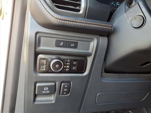 Certified 2023 Ford Expedition Platinum image 17