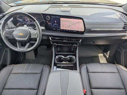 Used 2026 Chevrolet Traverse High Country w/ LPO, Floor Liner Package AWD/4WD image 15
