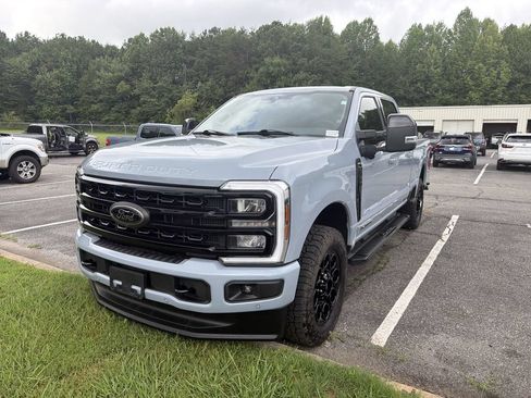 Used 2024 Ford F350 Lariat w/ Lariat Ultimate Package AWD/4WD image 3