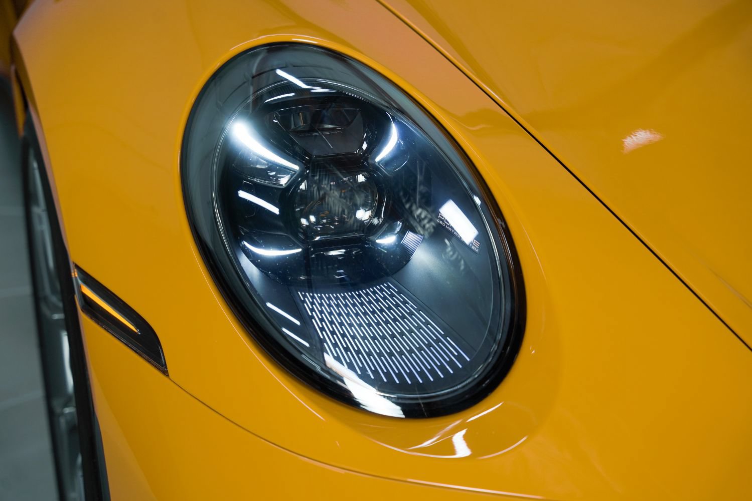 Used 2022 Porsche 911 GT3 RWD image 17