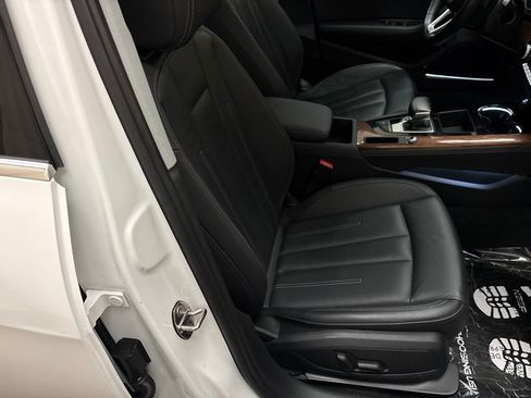 Used 2022 Audi A4 2.0T Premium Plus w/ Premium Plus Package image 22