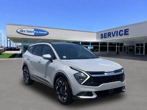 Used 2024 Kia Sportage SX FWD image 2