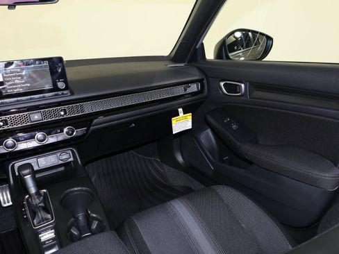 Used 2026 Honda Civic Sport image 9