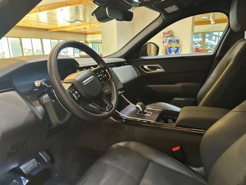 Certified 2026 Land Rover Range Rover Velar Dynamic SE AWD/4WD image 14