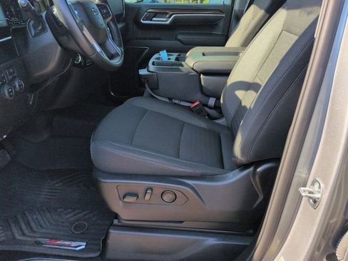 Used 2025 Chevrolet Silverado 1500 RST AWD/4WD image 14