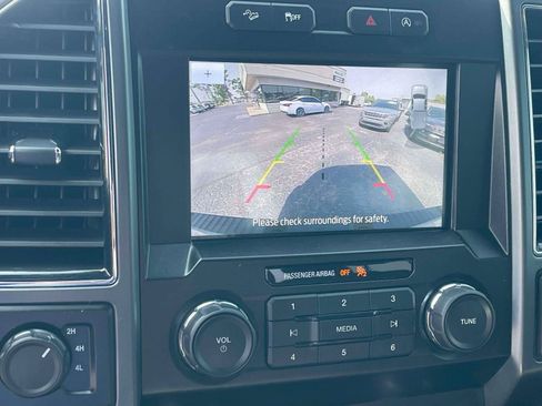 Used 2019 Ford F150 XLT w/ Equipment Group 302A Luxury AWD/4WD image 17