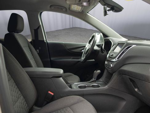 Used 2020 Chevrolet Equinox LT AWD/4WD image 16
