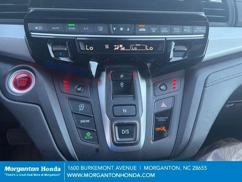Used 2025 Honda Odyssey Sport-L image 19