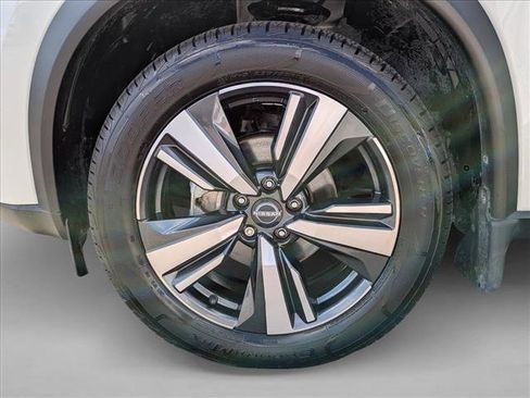 Used 2022 Nissan Rogue SL image 23