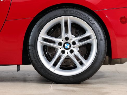 Used 2007 BMW M Roadster image 22