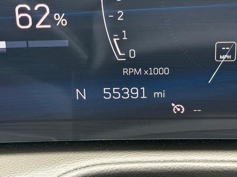 Used 2024 Cadillac XT4 Premium Luxury AWD/4WD image 21
