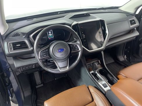 Used 2023 Subaru Ascent Touring image 8