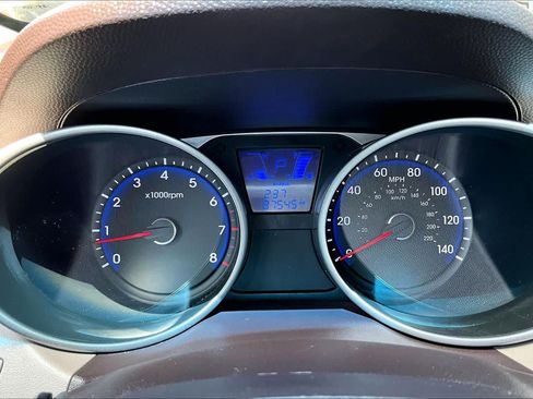 Used 2015 Hyundai Tucson GLS w/ Option Group 02 FWD image 25