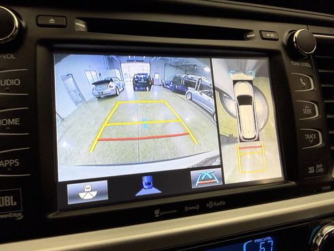 Used 2019 Toyota Highlander Limited Platinum image 20