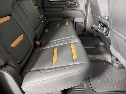 New 2026 GMC Sierra 2500 AT4 w/ AT4 Premium Plus Package AWD/4WD image 14