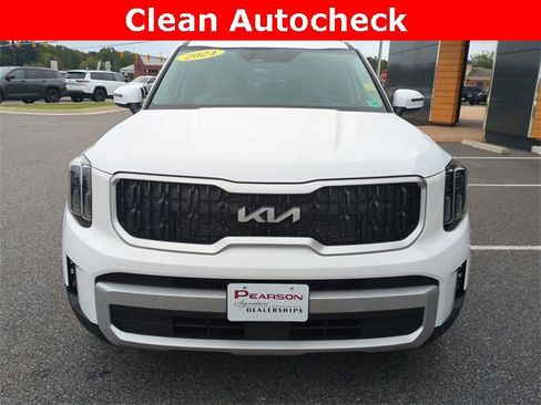 Used 2024 Kia Telluride EX image 9