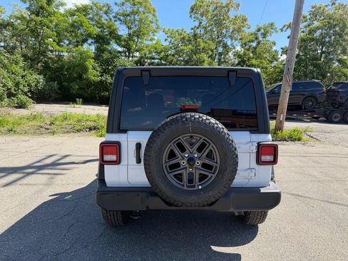 New 2026 Jeep Wrangler Sport AWD/4WD image 4