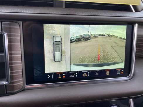 Used 2024 GMC Yukon Denali AWD/4WD image 21