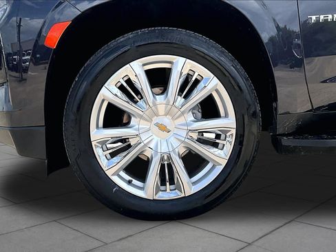 Certified 2022 Chevrolet Tahoe High Country AWD/4WD image 20