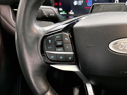 Used 2025 Ford Explorer Platinum w/ LUX Leather Package AWD/4WD image 24