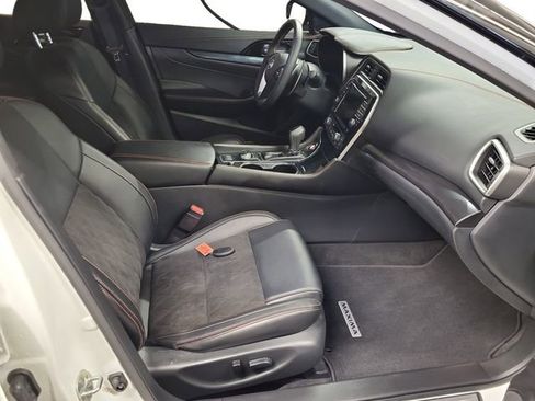 Used 2023 Nissan Maxima SR w/ Sport Mat Group image 25